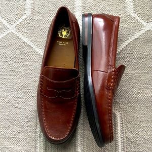 Cole Haan Men’s 11.5 brown leather loafers.
